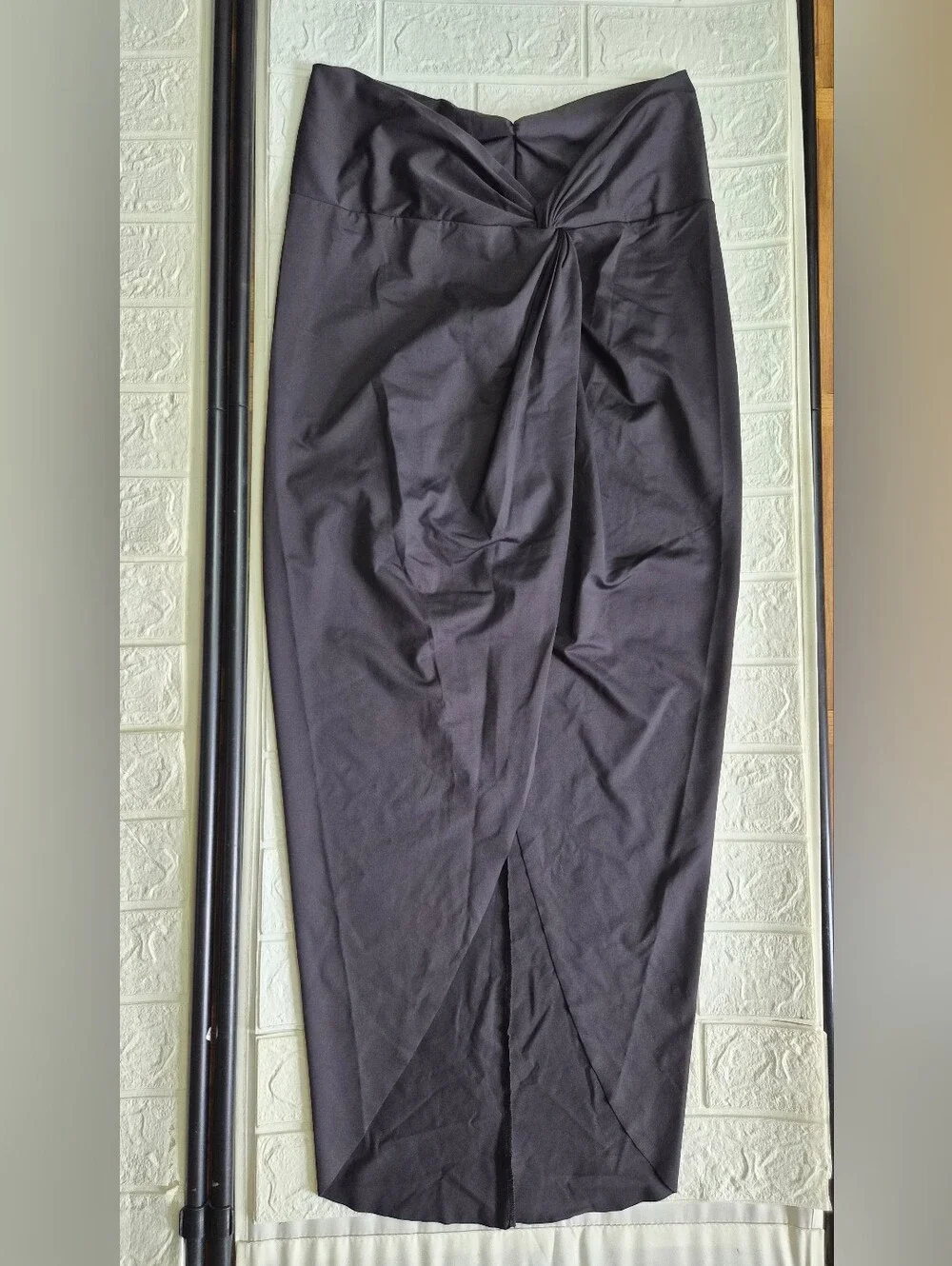 Skims Signature Swim Saraong Size XL Onyx Classic Goth Hi-slit New